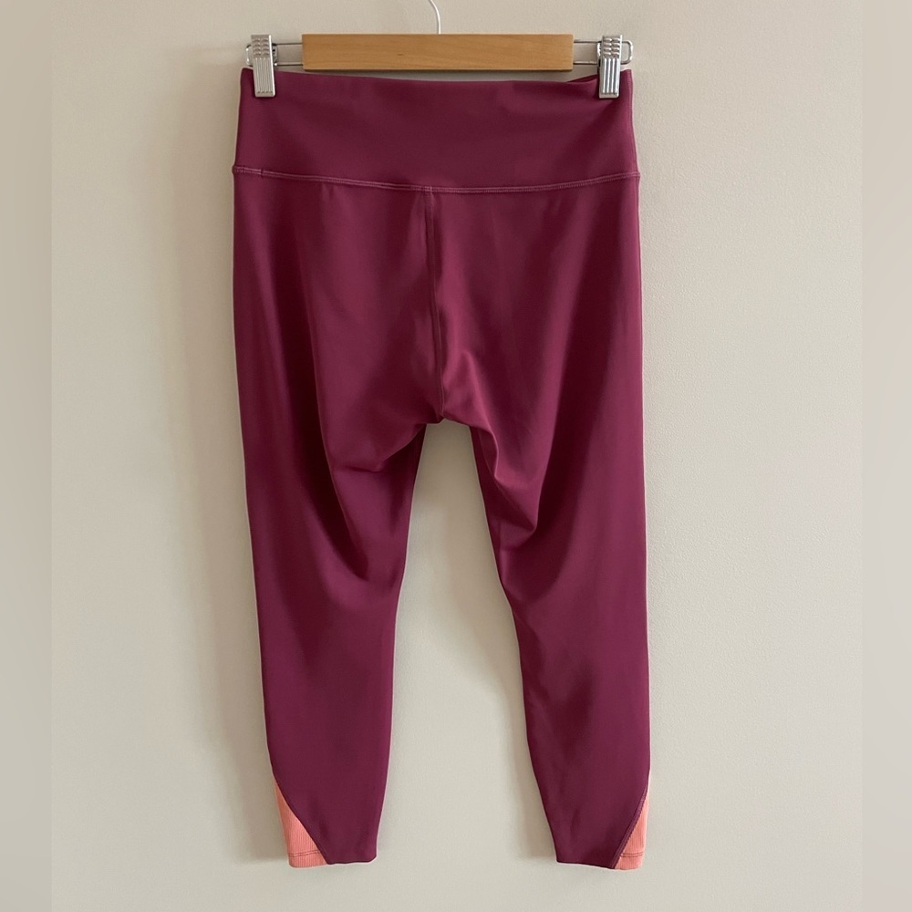 Peloton Dusty Rose High Rise Leggings Size Large - Picture 4 of 8